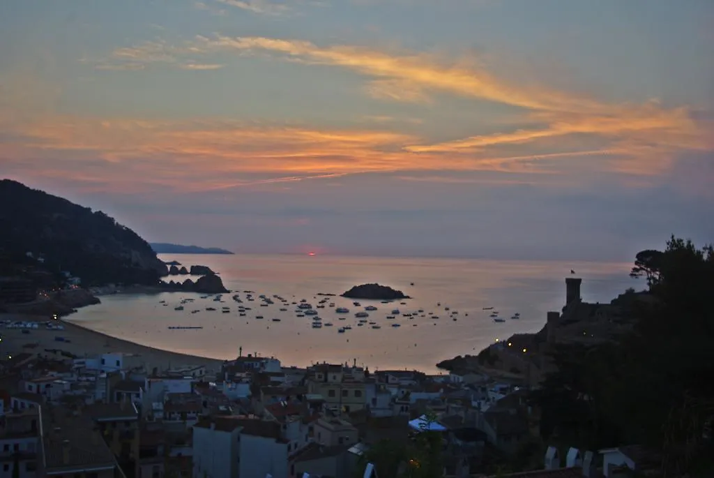 Hostal L'Alba Tossa de Mar Guest house