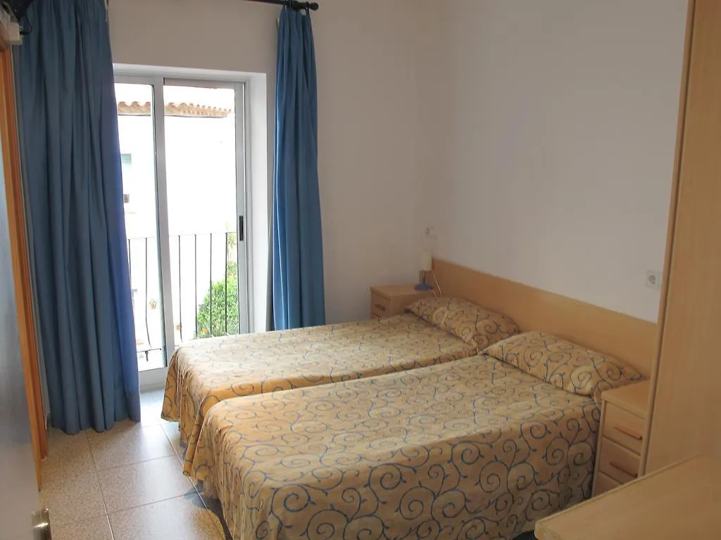 Hostal L'Alba 滨海托萨 招待所
