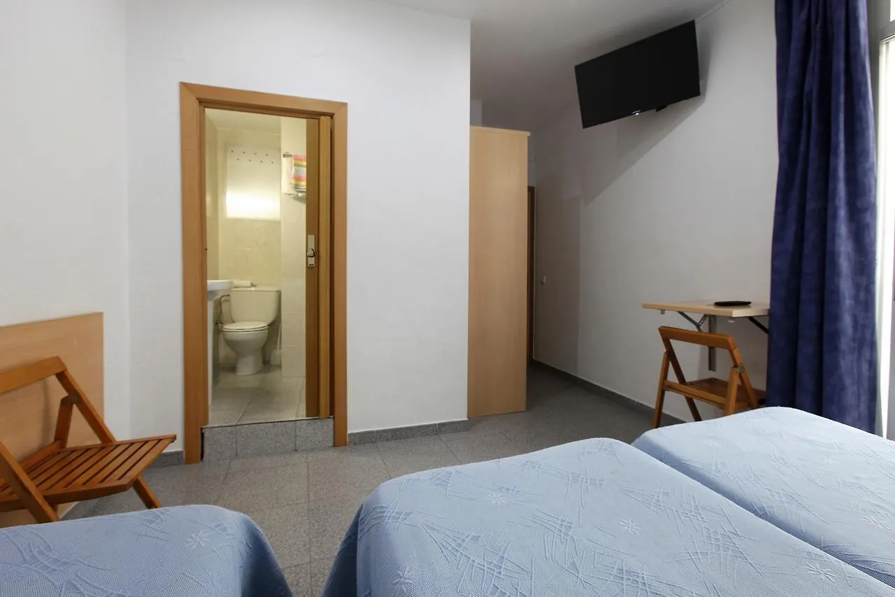 Hostal L'Alba 滨海托萨 招待所