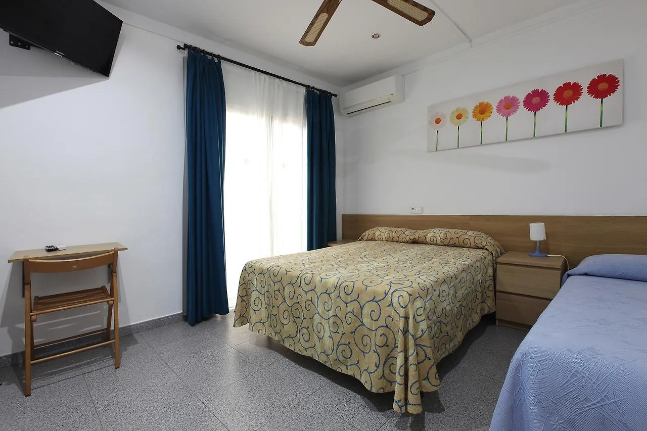 招待所 Hostal L'Alba 滨海托萨