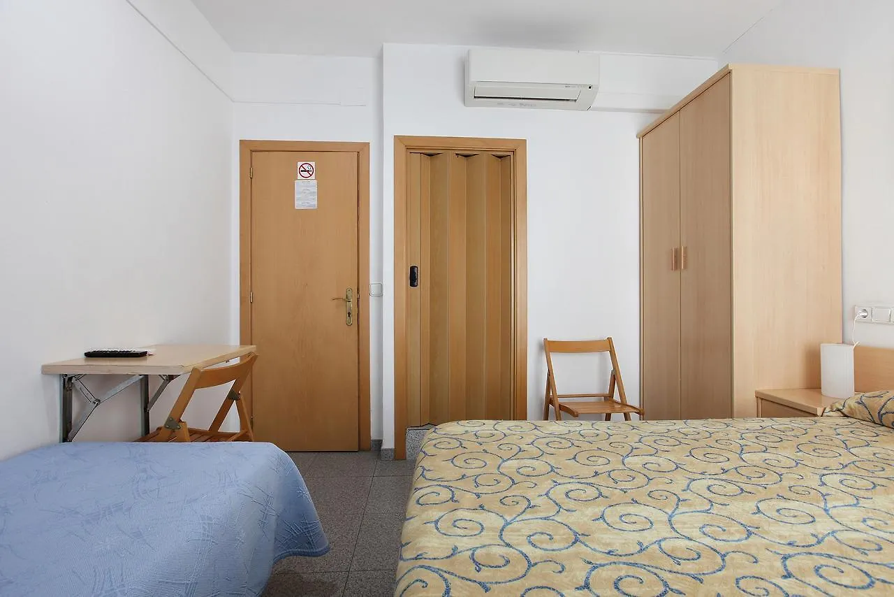 招待所 Hostal L'Alba 滨海托萨